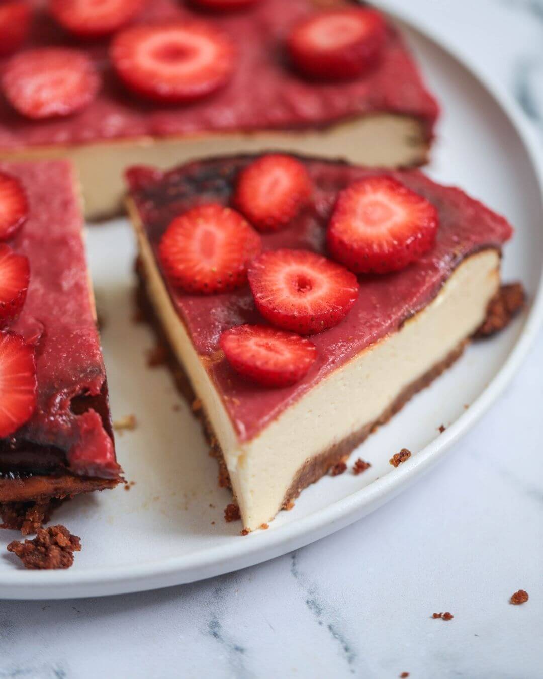 Greek Yoghurt Cheesecake with Strawberry Topping
